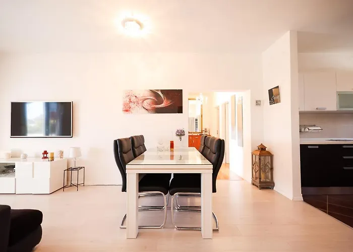 Apartman Heder